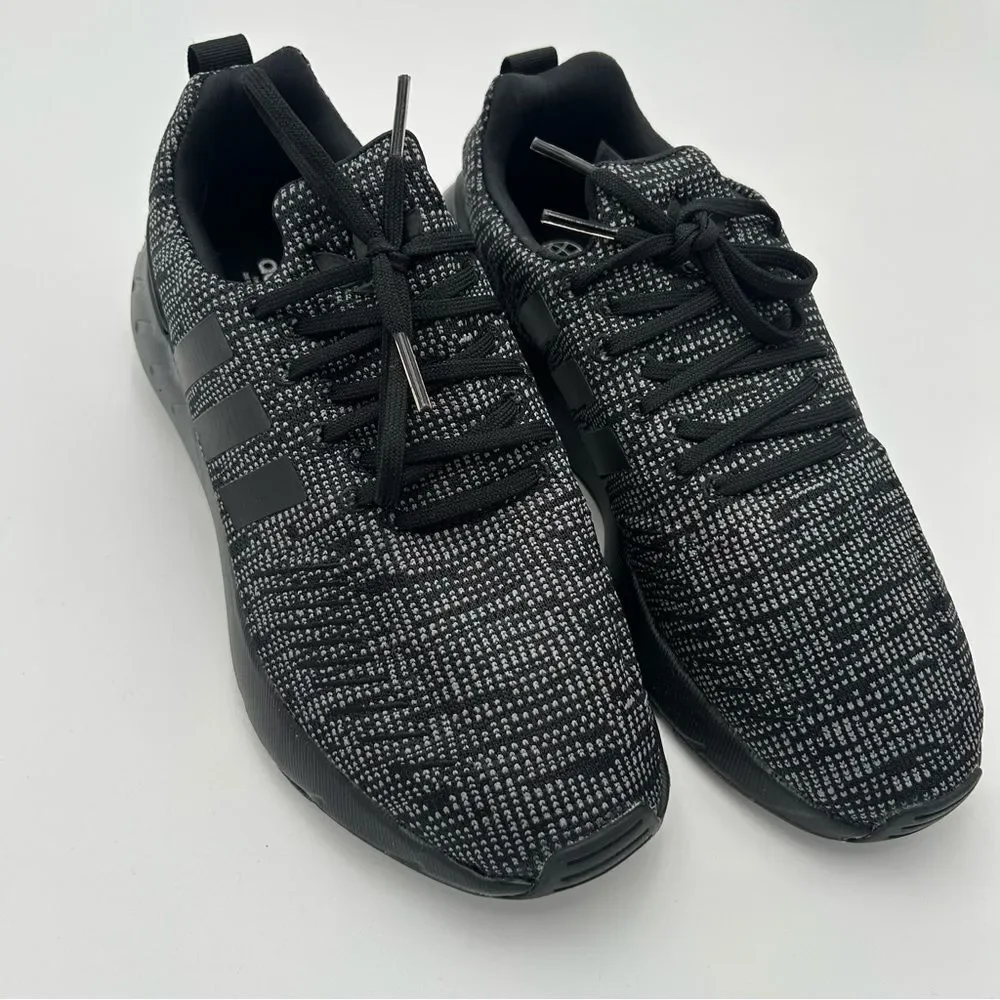 NWOB Adidas Swift Run 22 J Black/ Grey Unisex US Size 6.5